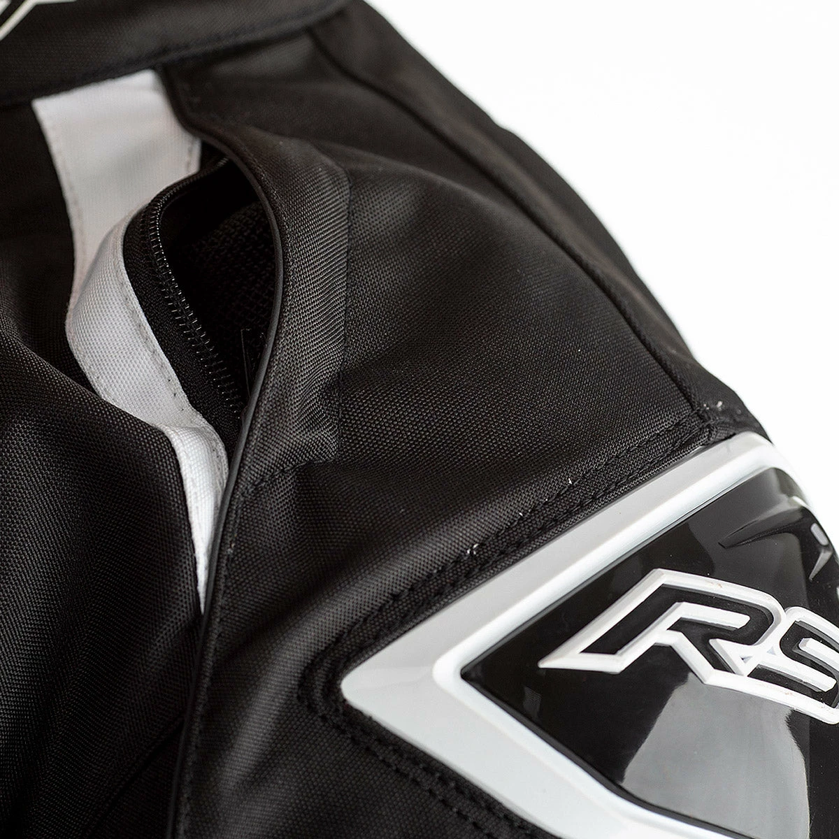 Best Pirce π RST Tractech Evo 4 Textile Jacket CE WP - Black Blue 𧨠6 Best Pirce π RST Tractech Evo 4 Textile Jacket CE WP - Black Blue 𧨠- Image 4